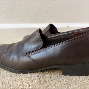 Munro Brown Leather Slip-On Loafers